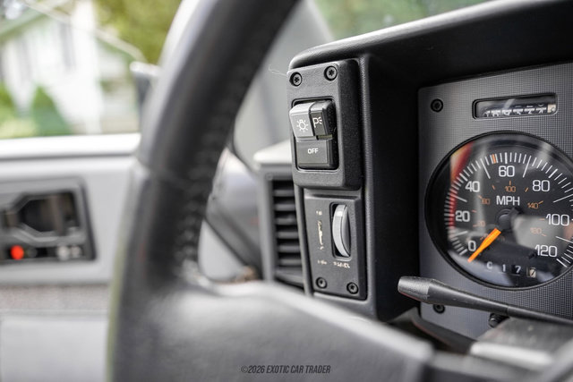 Used 1988 Pontiac Fiero GT RWD image 45