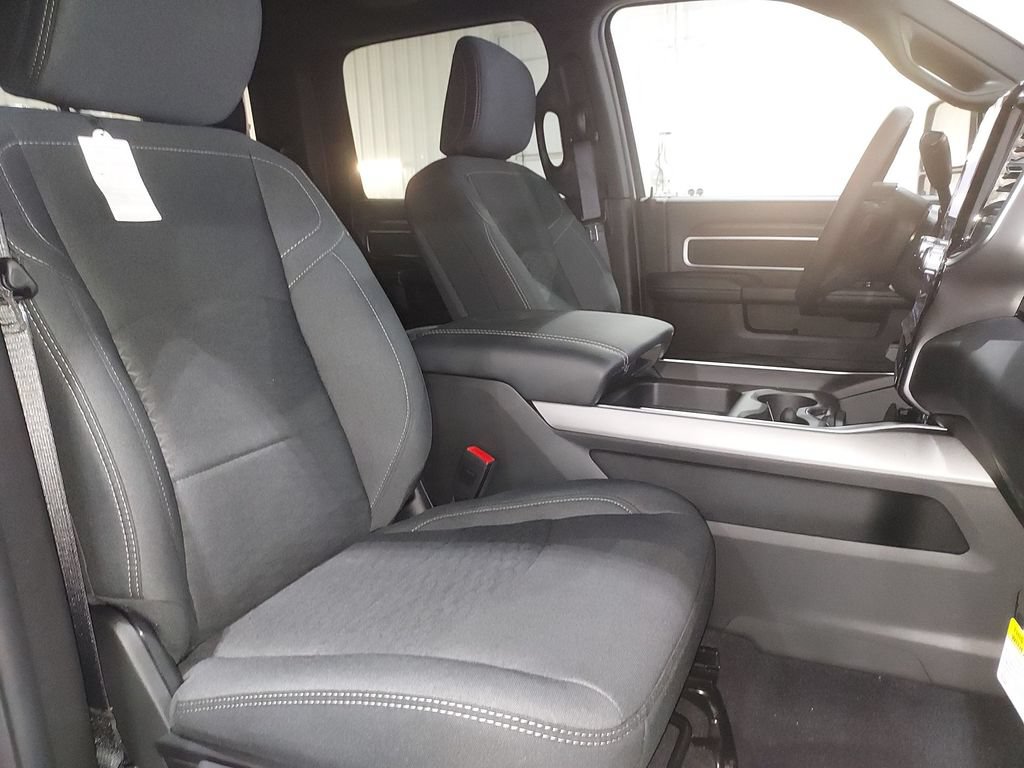 New 2026 RAM 2500 Big Horn AWD/4WD image 30