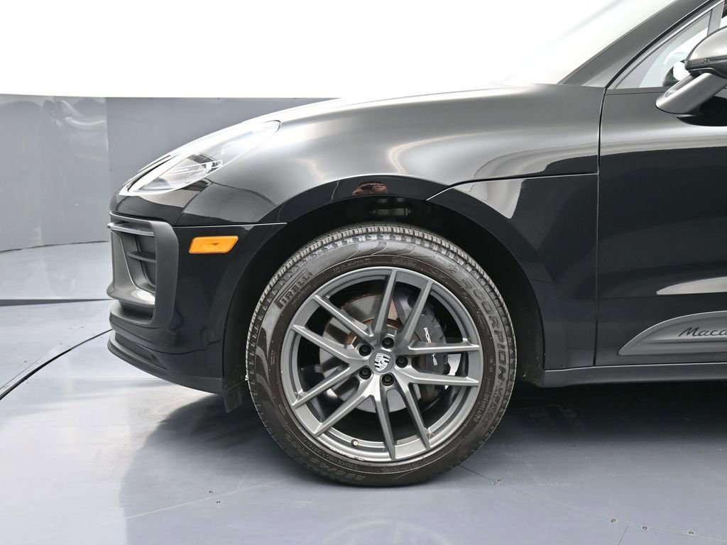 Certified 2024 Porsche Macan Turbo image 12