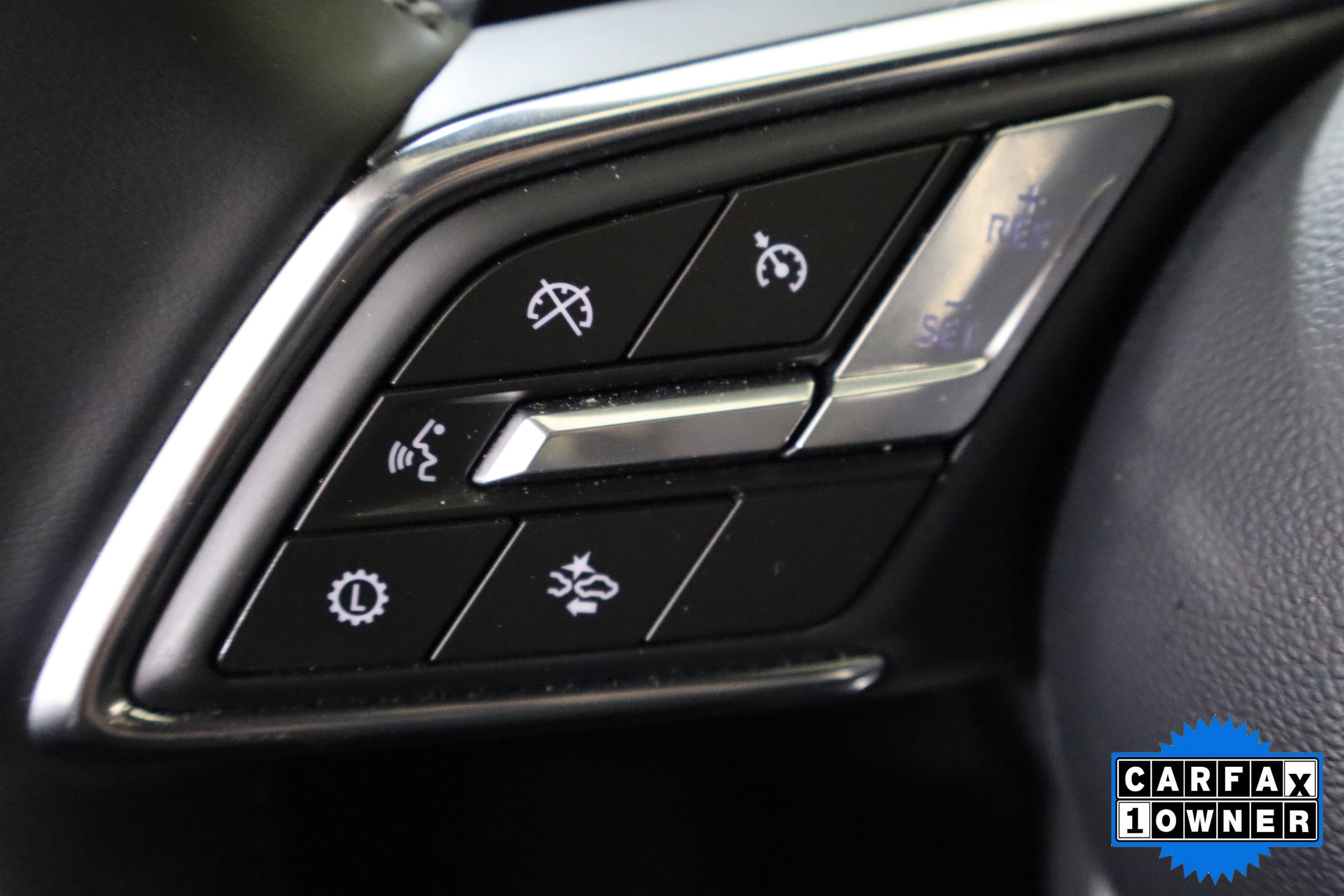 Used 2025 Buick Enclave Preferred image 29