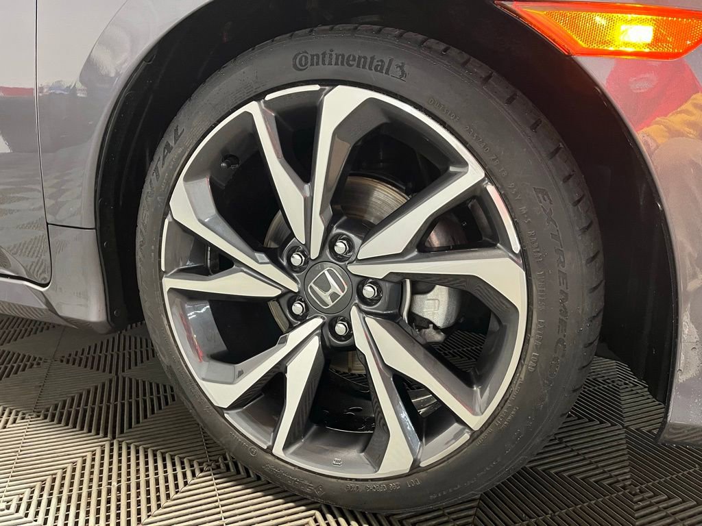 Used 2021 Honda Civic Touring image 3