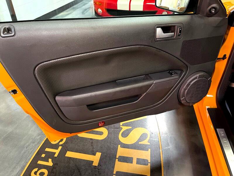 Used 2008 Ford Mustang GT Premium image 26