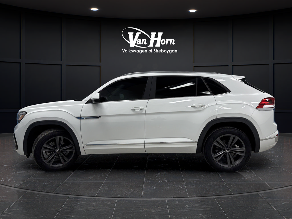 Used 2021 Volkswagen Atlas Cross Sport SE w/ Panoramic Sunroof Package FWD image 12