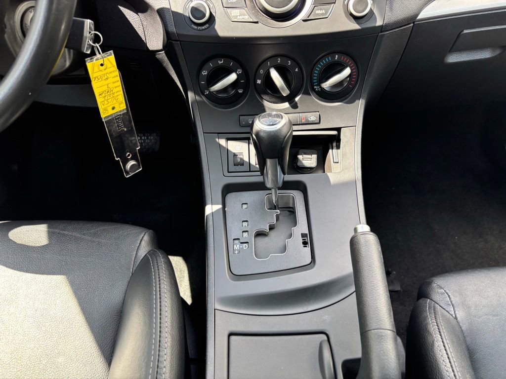 Used 2012 MAZDA MAZDA3 i Grand Touring image 25