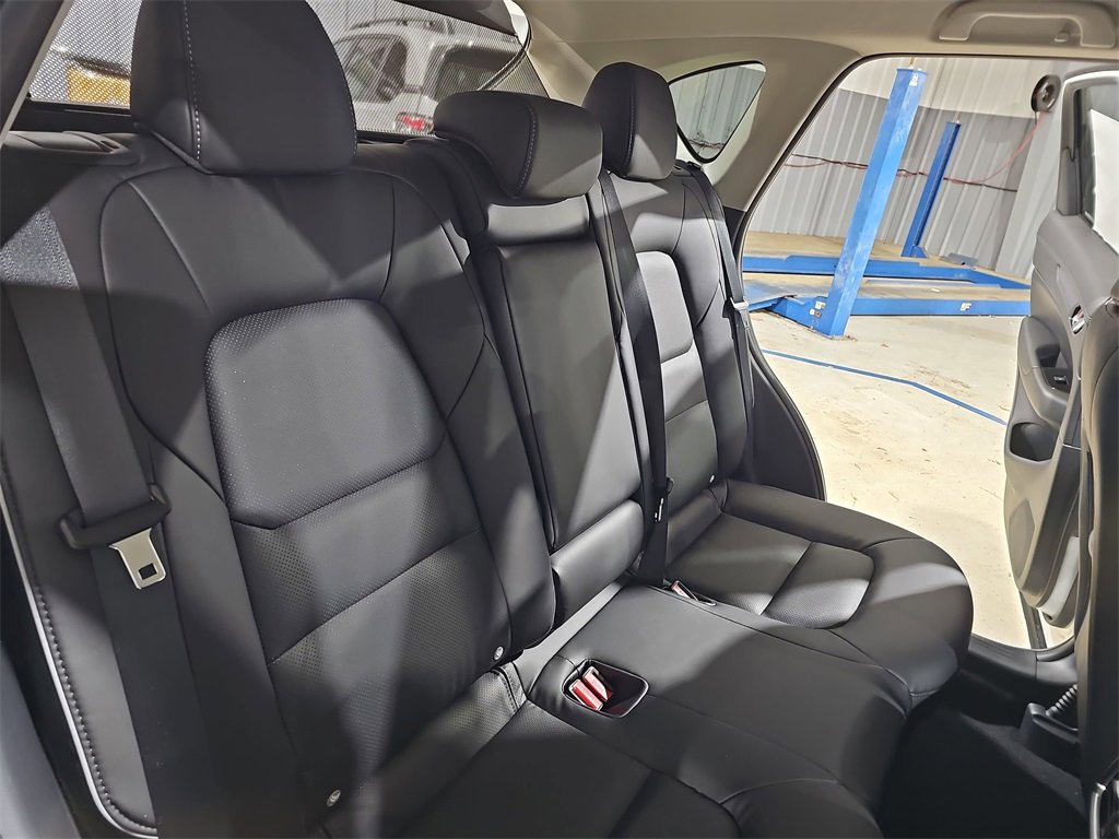 New 2025 MAZDA CX-5 AWD 2.5 S w/ Select Package image 12