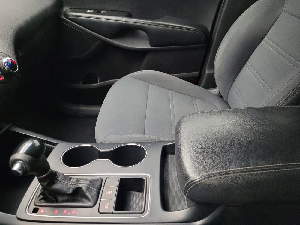 Used 2016 Kia Sorento LX image 26