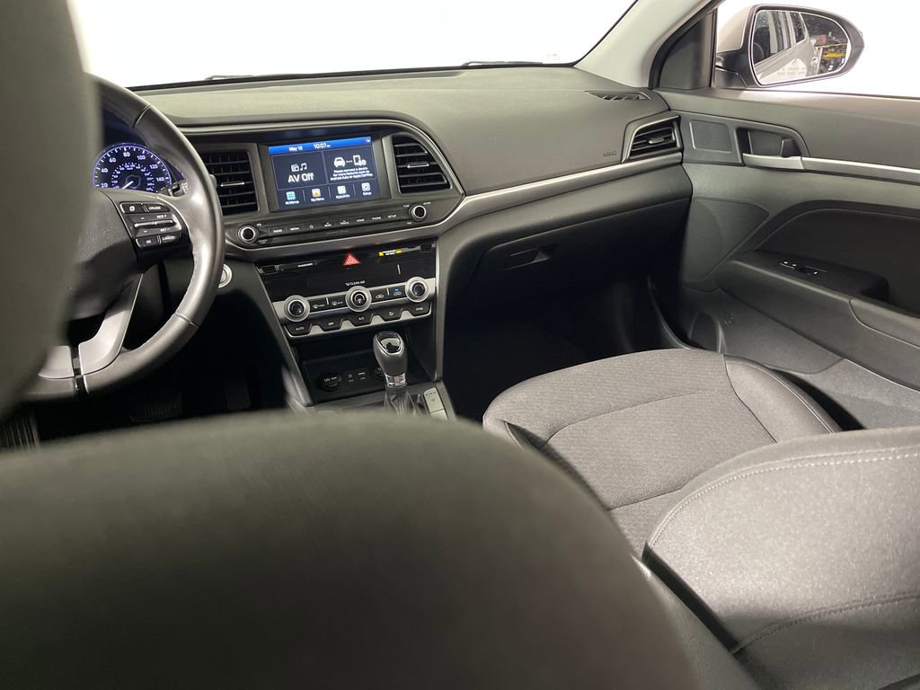 Used 2020 Hyundai Elantra Value Edition w/ Cargo Package (C1) FWD image 17