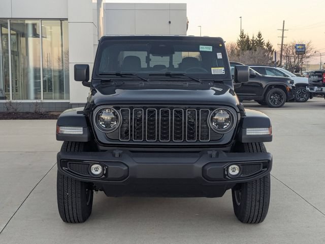 New 2026 Jeep Gladiator Sport AWD/4WD image 8