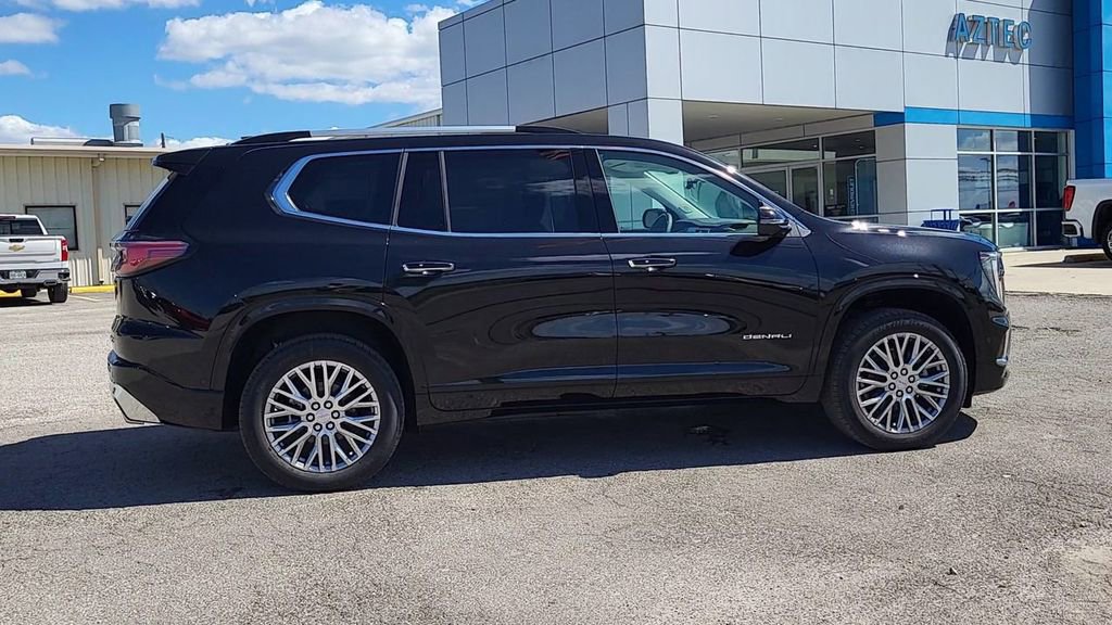 New 2026 GMC Acadia Denali w/ Super Cruise Package image 8