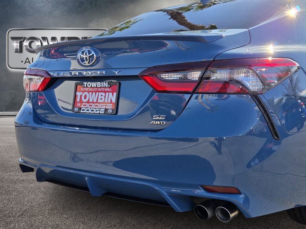 Used 2023 Toyota Camry SE AWD/4WD image 5