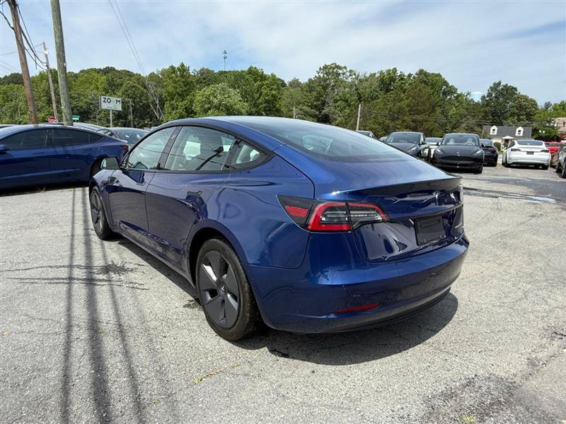 Used 2023 Tesla Model 3 Standard Range RWD image 3