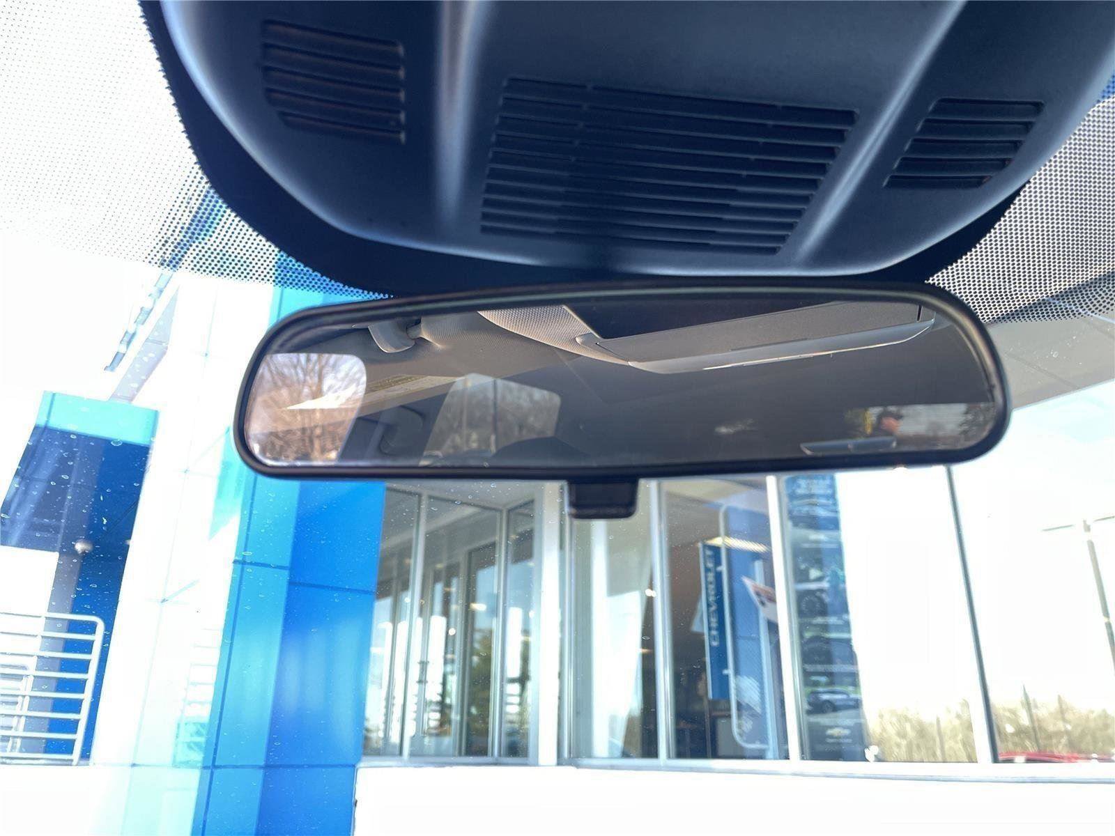 Used 2021 Nissan Rogue SV image 22