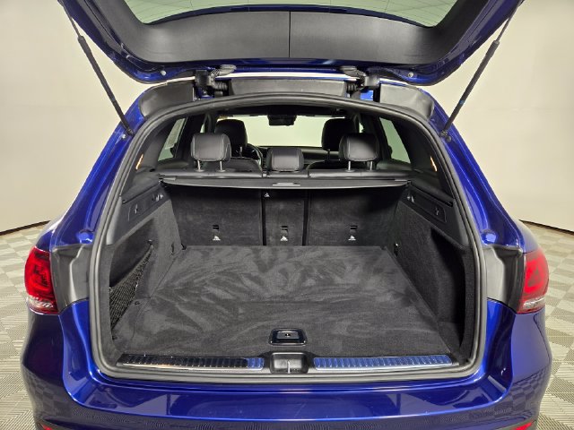 Used 2020 Mercedes-Benz GLC 300 4MATIC image 12