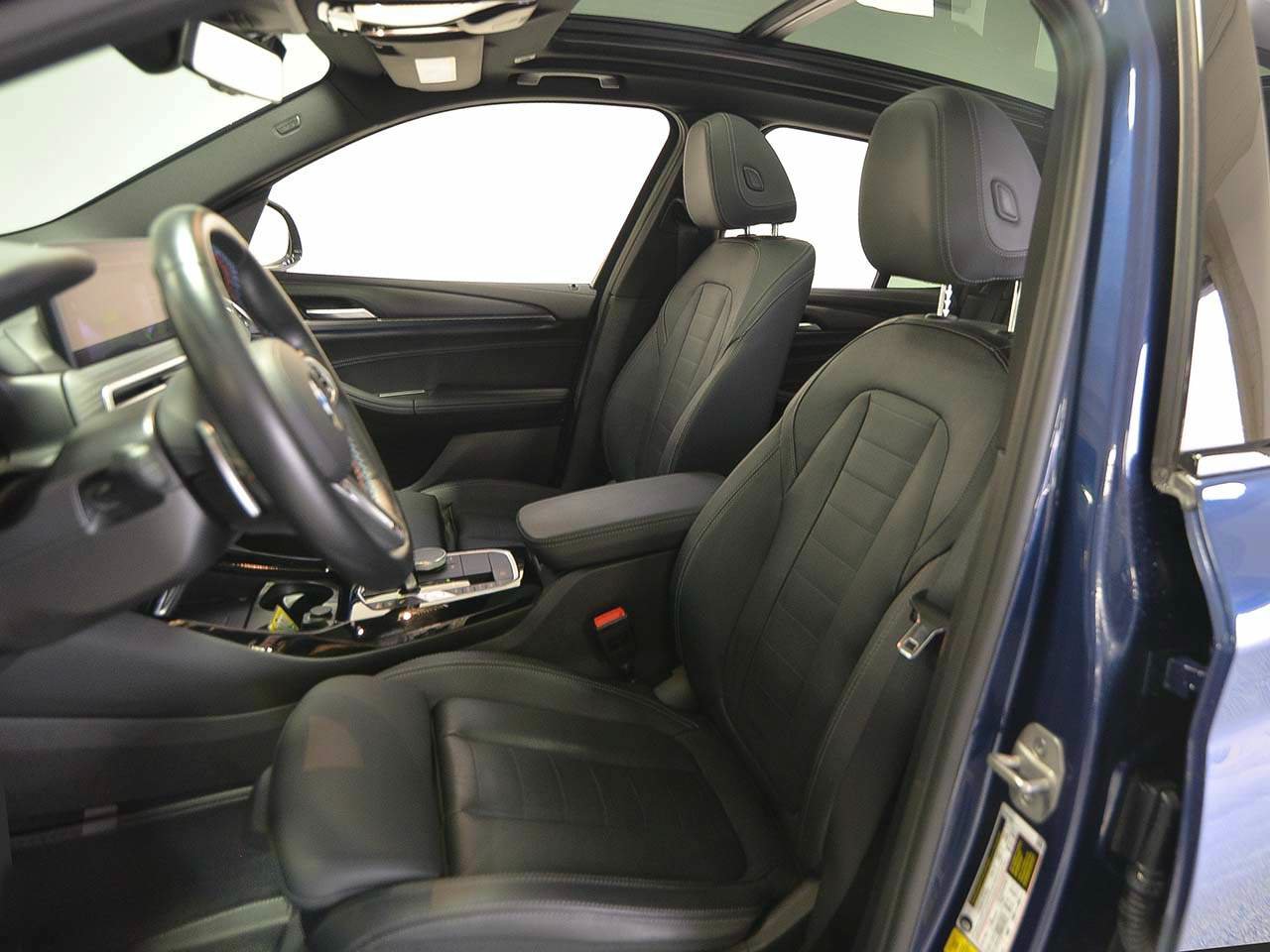 Used 2024 BMW X3 M40i AWD/4WD image 8
