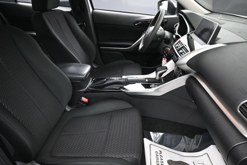 Used 2020 Mitsubishi Eclipse Cross LE AWD/4WD image 28