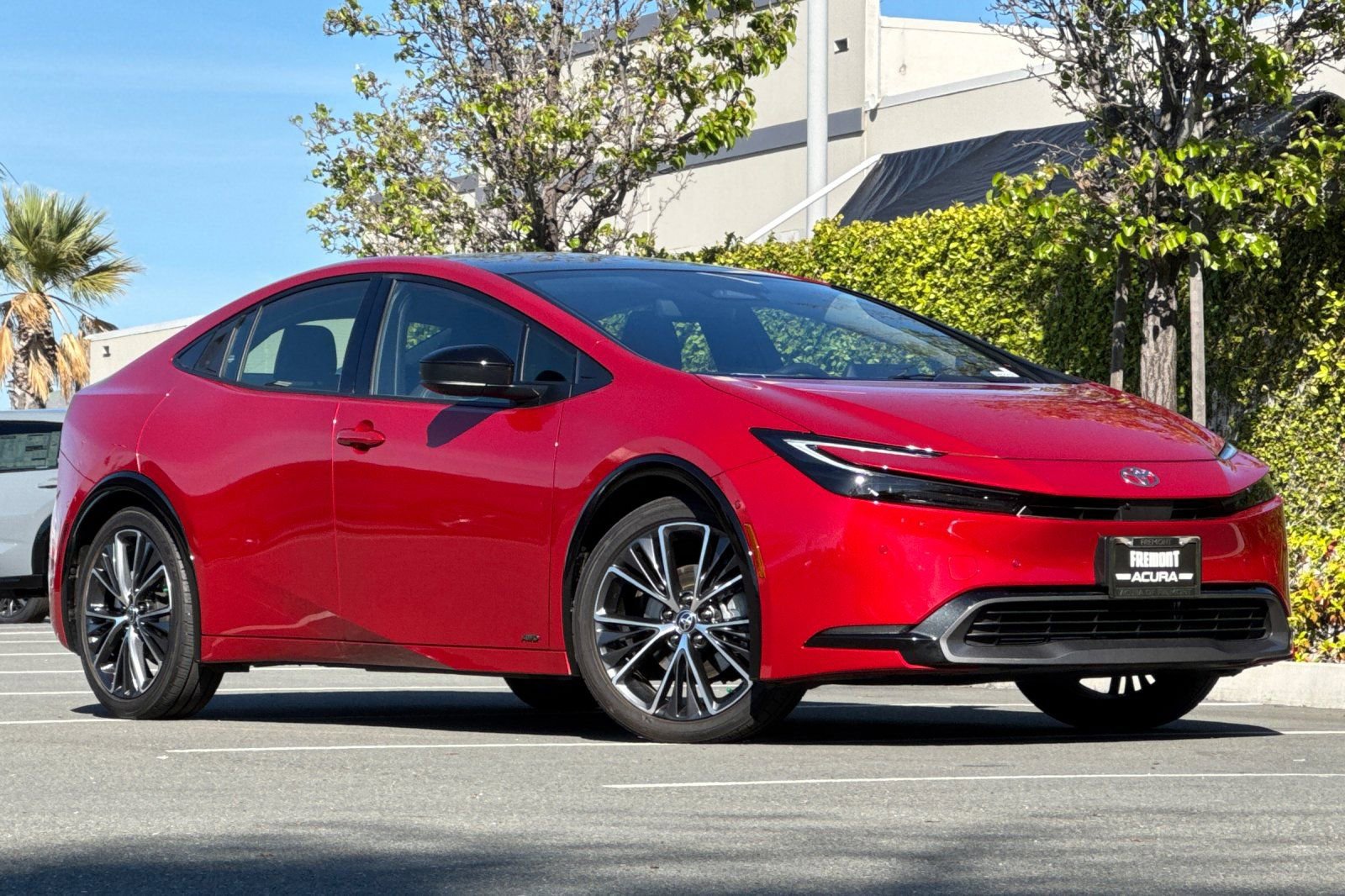 Used 2024 Toyota Prius Limited w/ Limited Premium Package AWD/4WD image 2