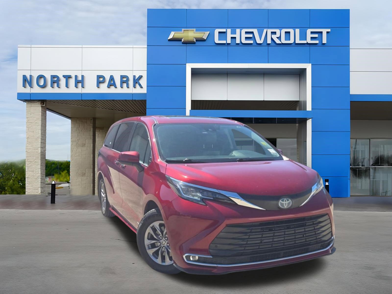 Used 2021 Toyota Sienna XLE