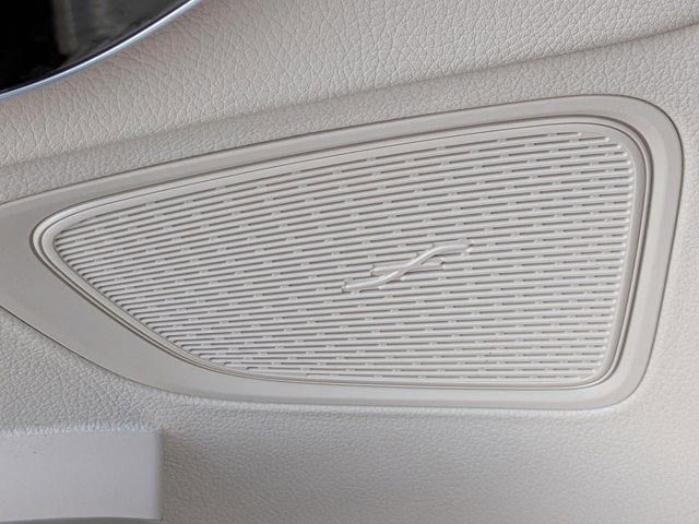 Used 2024 Mercedes-Benz C 300 Sedan image 16