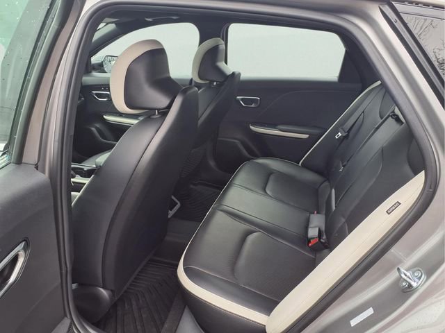 Used 2025 Kia K4 GT-Line w/ GT-Line Premium Package image 24