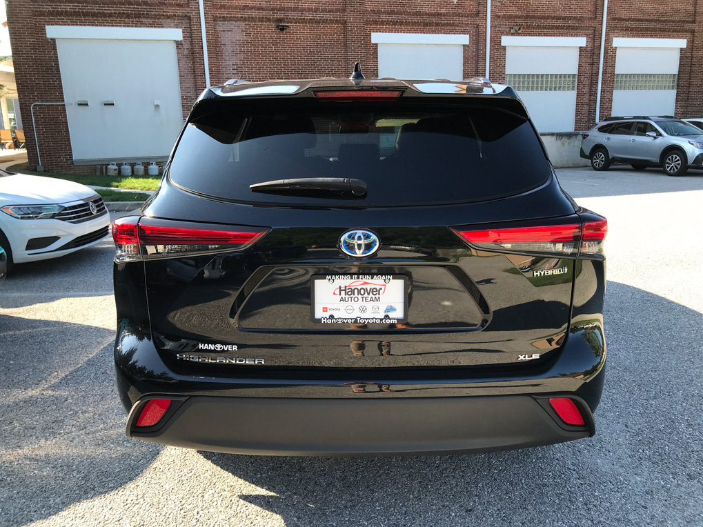 Certified 2020 Toyota Highlander XLE AWD/4WD image 7