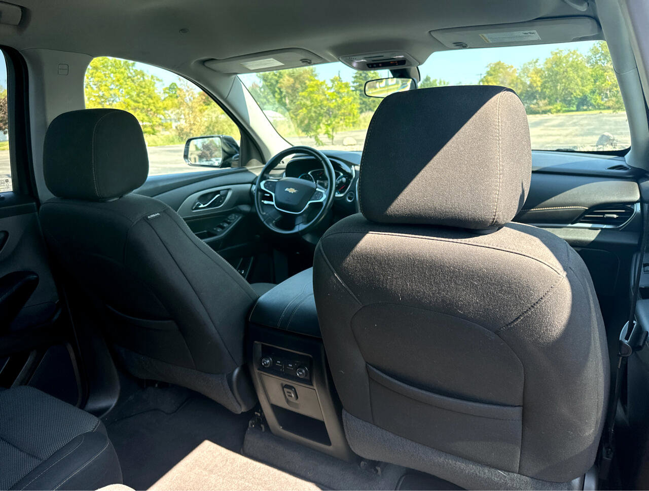 Used 2019 Chevrolet Traverse LT image 31