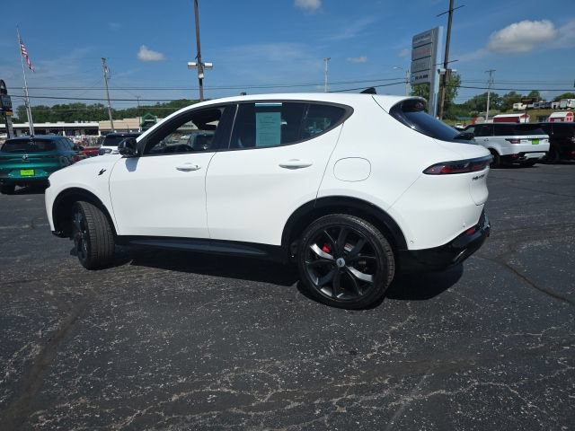 Used 2025 Dodge Hornet R/T w/ R/T Plus Package AWD/4WD image 4