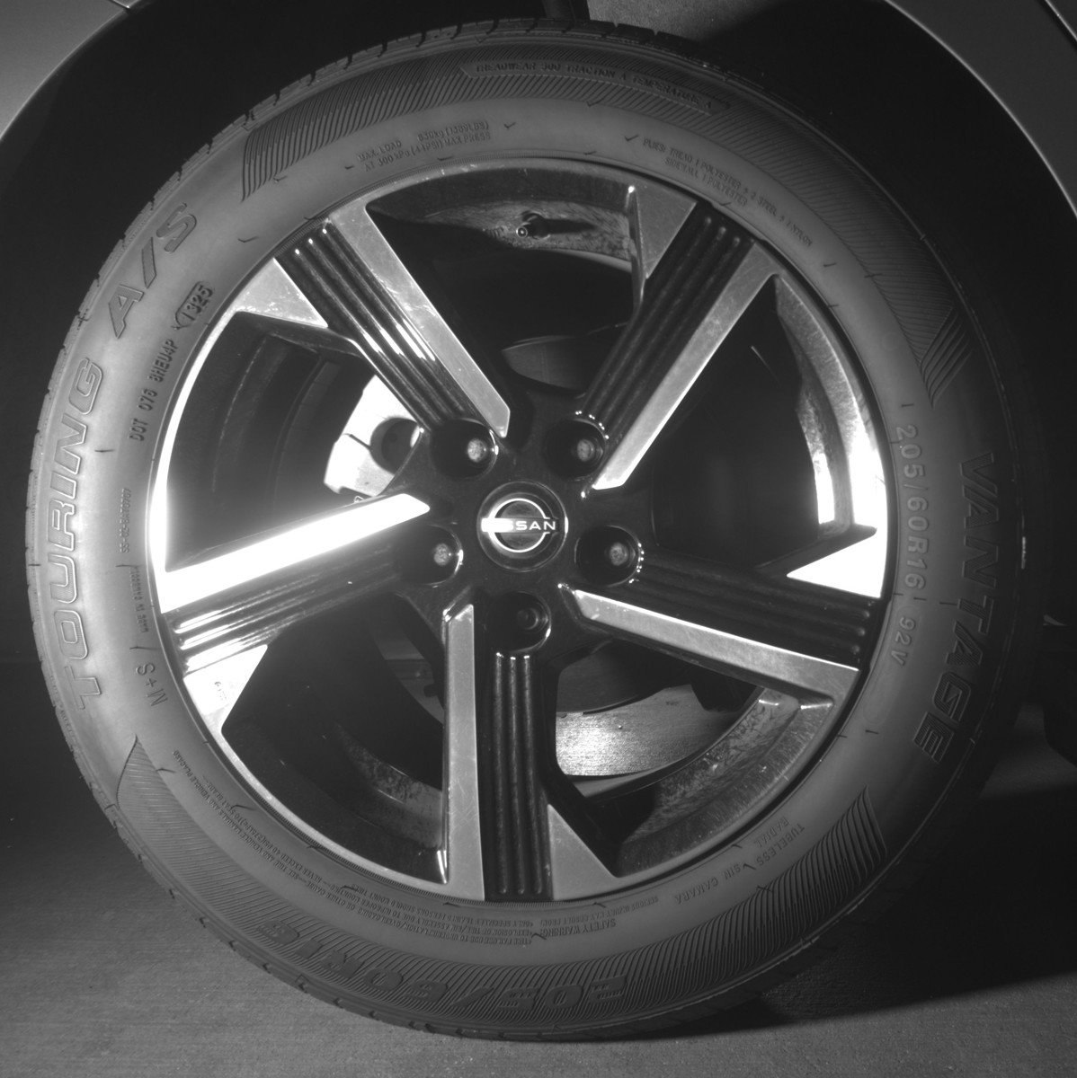 Used 2025 Nissan Sentra SV image 15