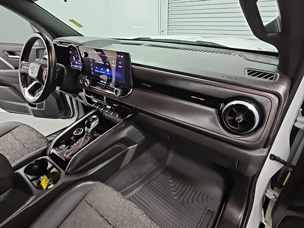 Used 2024 Chevrolet Colorado Z71 image 36