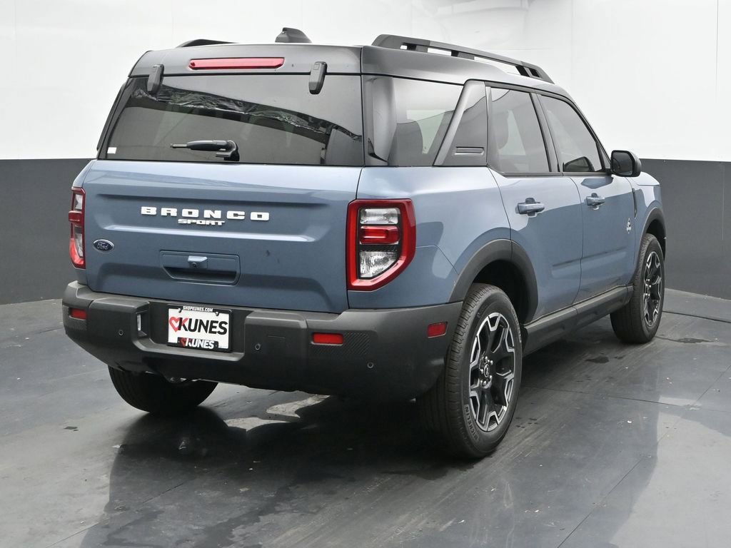 New 2025 Ford Bronco Sport Outer Banks image 9