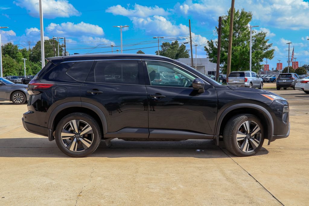 Used 2024 Nissan Rogue SL FWD image 21