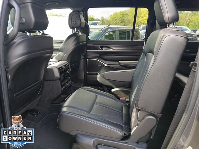 Certified 2024 Jeep Wagoneer Series II AWD/4WD image 18