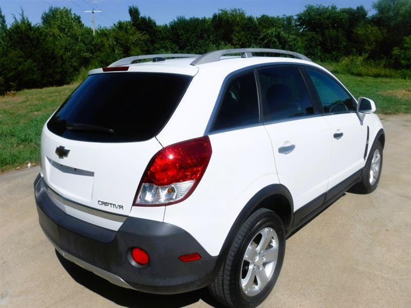 Used 2012 Chevrolet Captiva Sport LS FWD image 6
