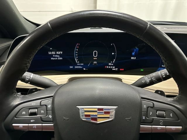 Certified 2024 Cadillac XT4 Premium Luxury w/ Cold Weather Package image 10