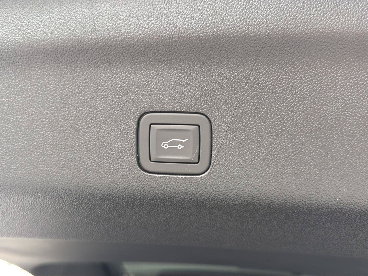 New 2026 Chevrolet Tahoe LT w/ Comfort Package RWD image 37