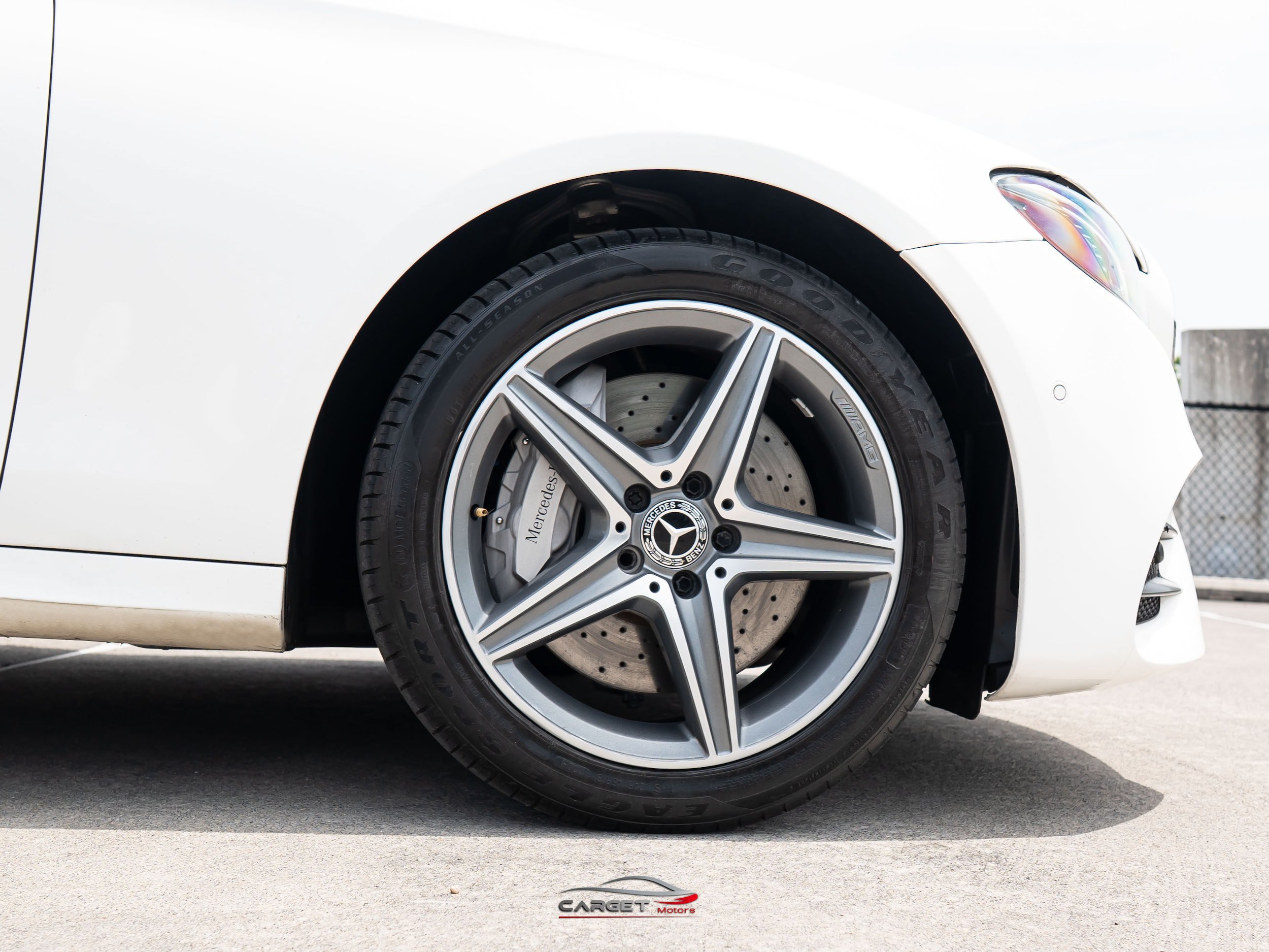 Used 2019 Mercedes-Benz E 450 4MATIC Sedan w/ Premium Package image 9