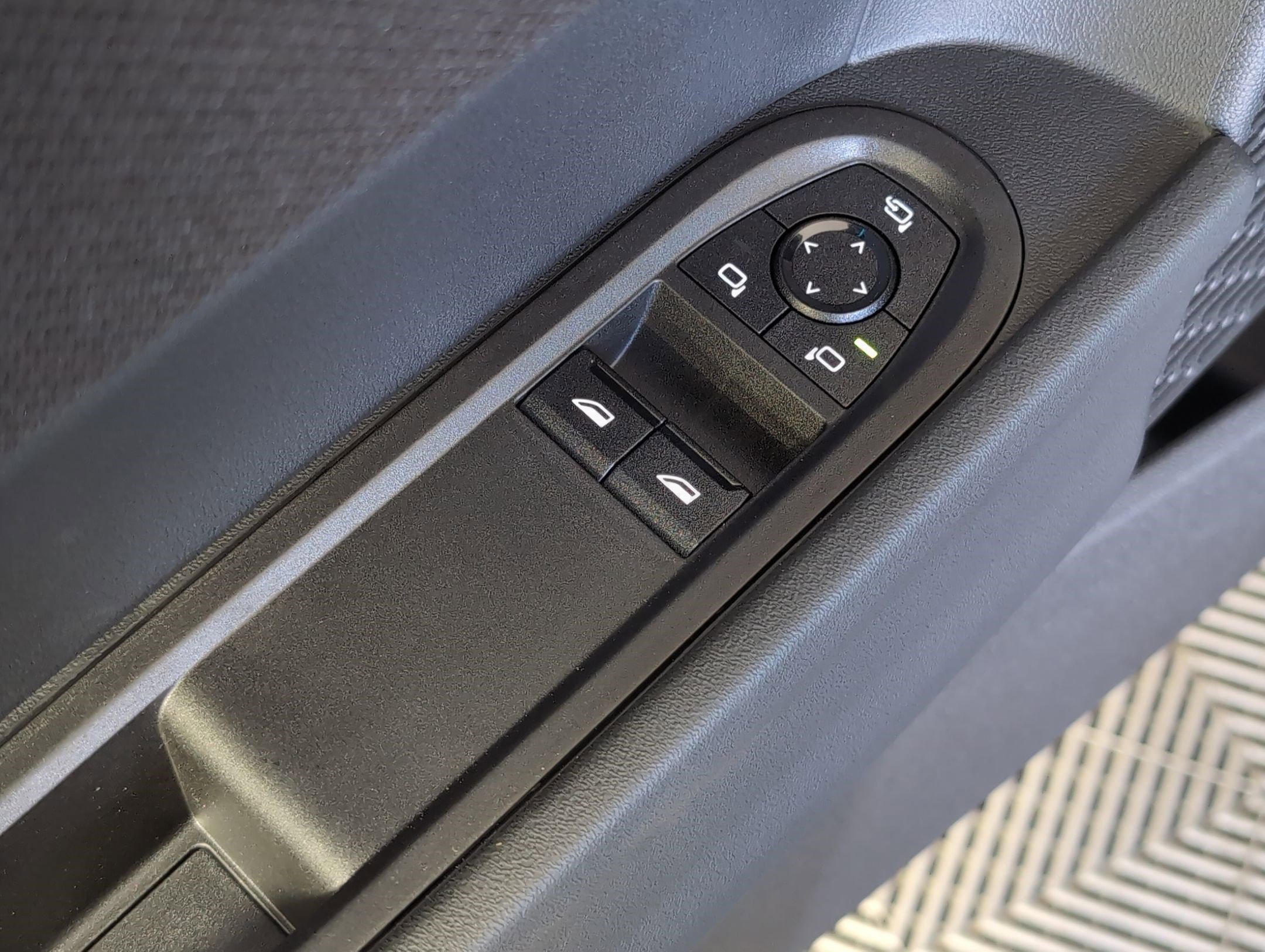 New 2026 MINI Cooper S image 9