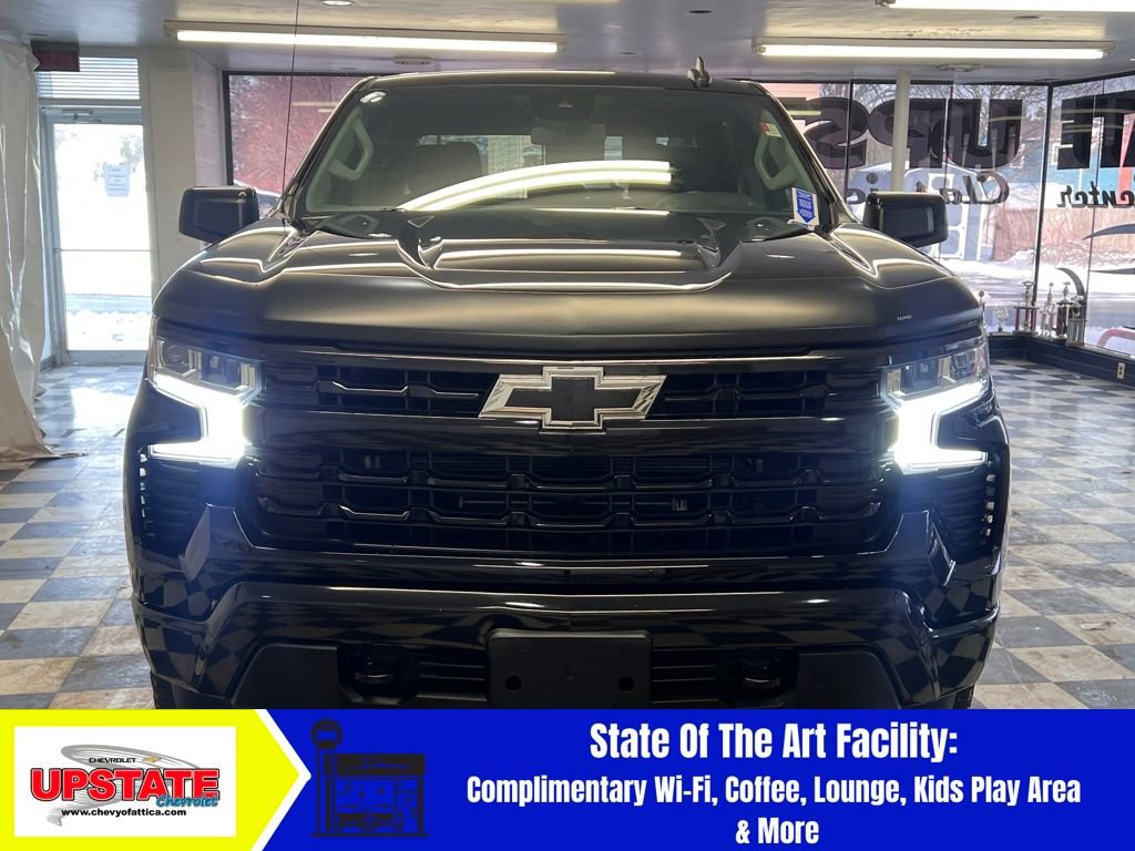 Used 2022 Chevrolet Silverado 1500 LT image 3