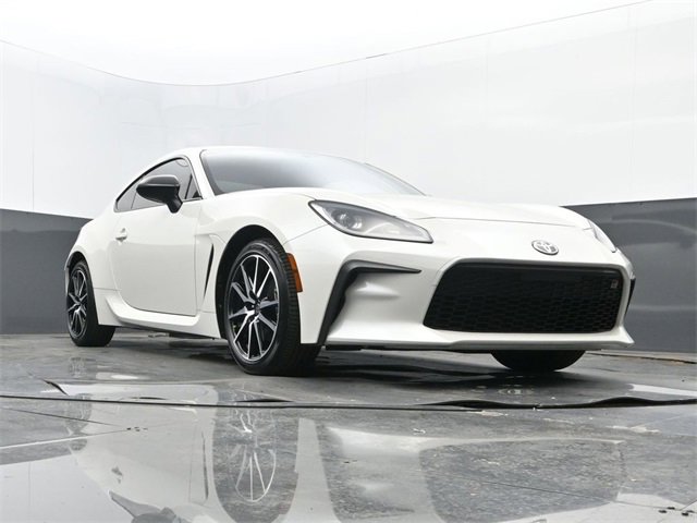 Used 2024 Toyota GR86 image 22