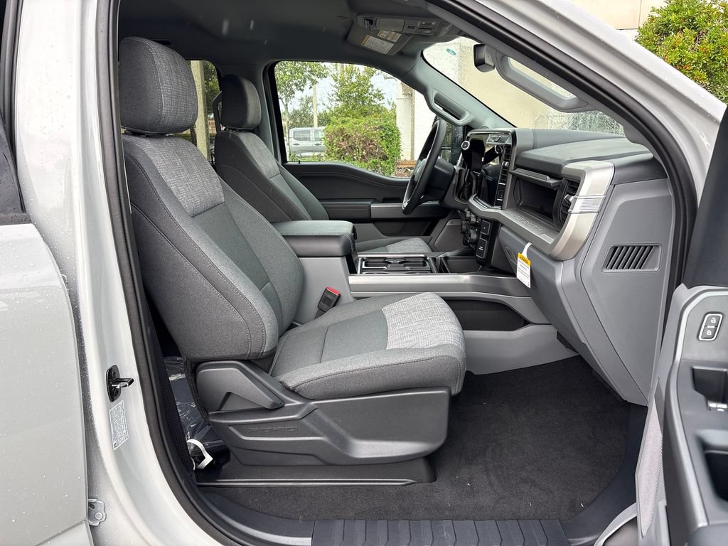 New 2026 Ford F450 XLT w/ XLT Premium Package AWD/4WD image 5