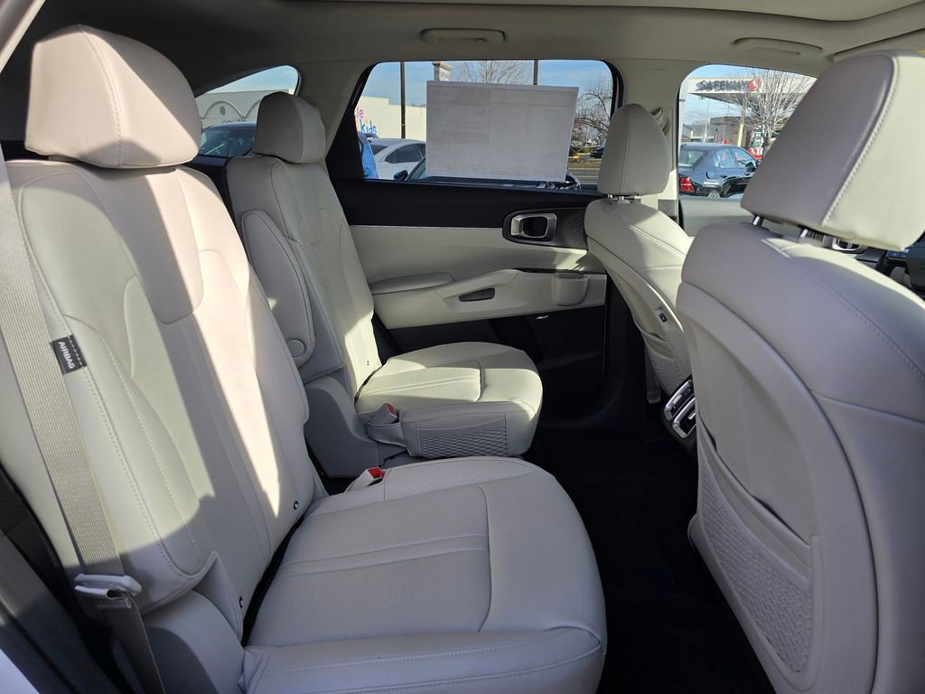 New 2026 Kia Sorento EX w/ EX Premium Package AWD/4WD image 12