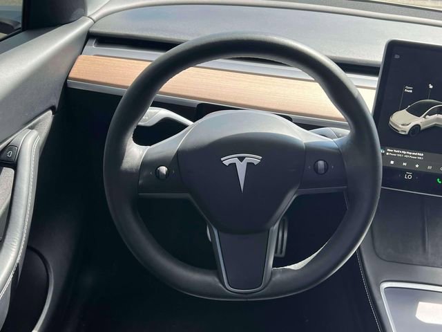 Used 2022 Tesla Model Y Performance image 20
