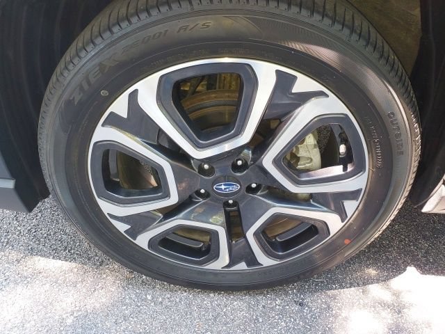 Used 2023 Subaru Ascent Limited w/ Technology Package AWD/4WD image 9