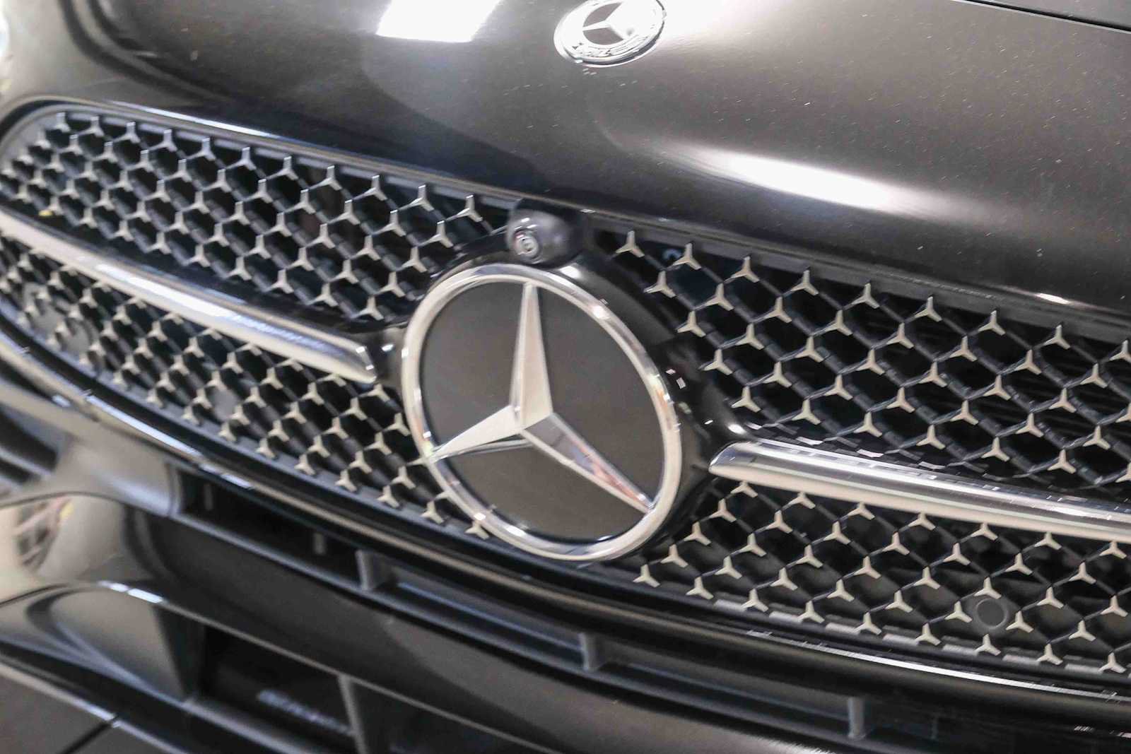 Certified 2022 Mercedes-Benz C 300 4MATIC Sedan image 14