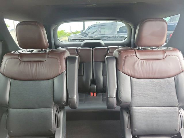 Certified 2021 Ford Explorer Platinum w/ Equipment Group 601A image 20