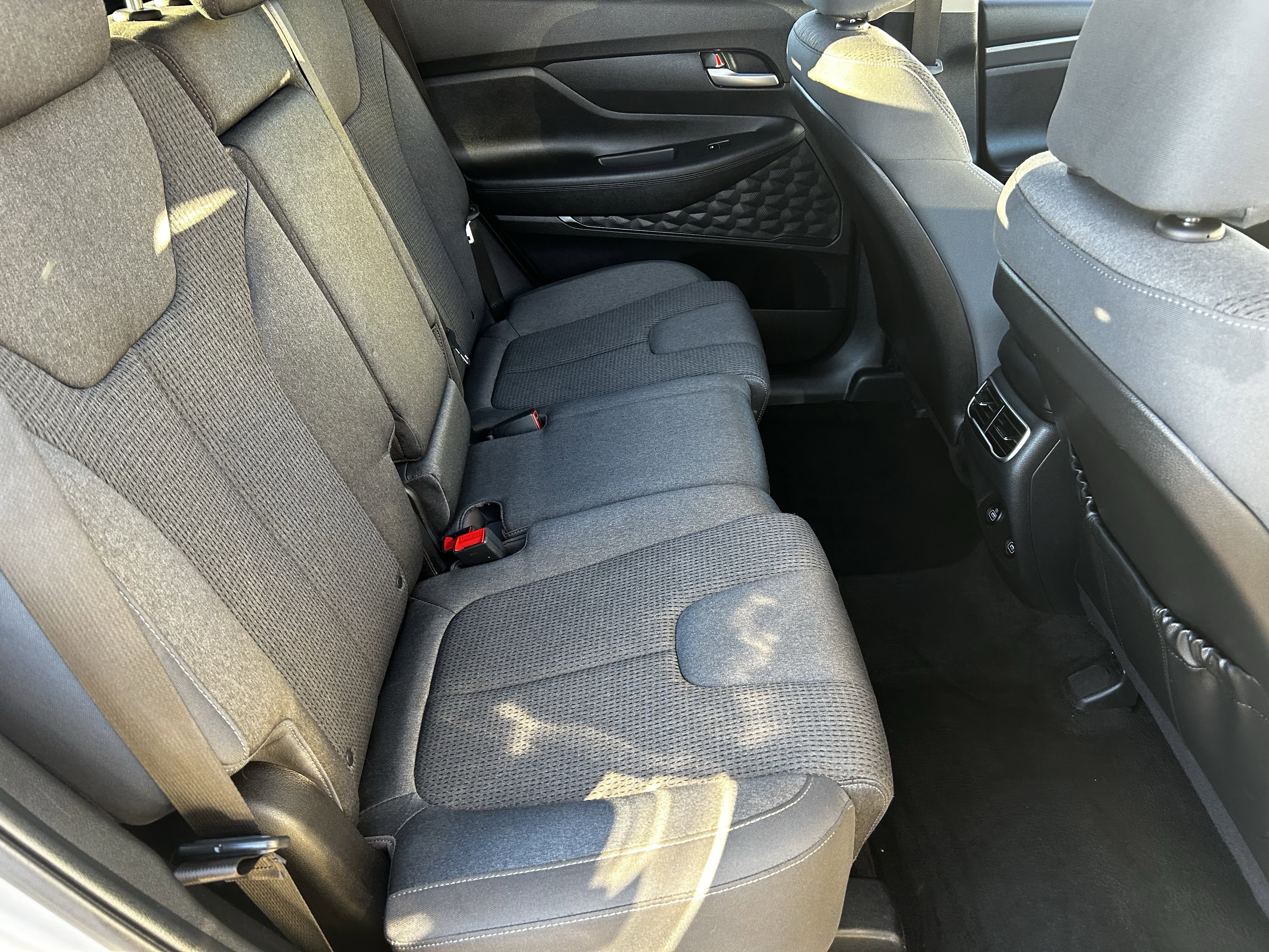 Used 2023 Hyundai Santa Fe SEL image 12