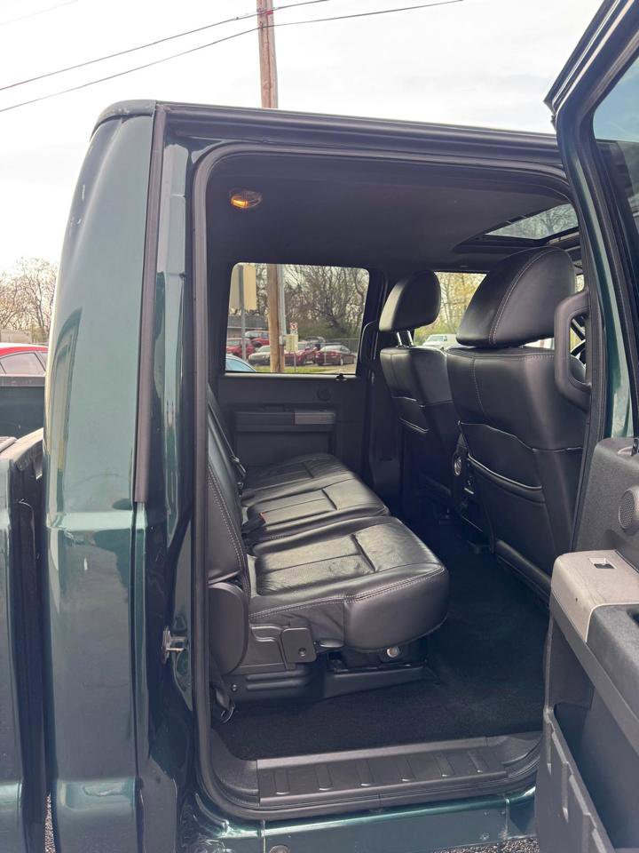 Used 2011 Ford F250 Lariat w/ Lariat Interior Pkg AWD/4WD image 20