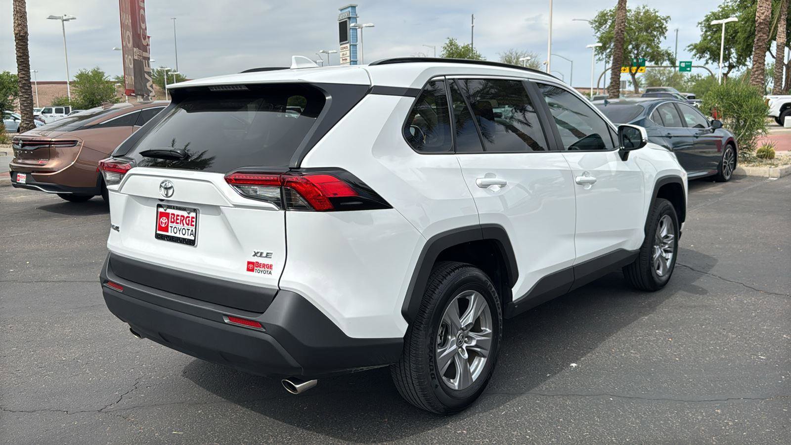 Certified 2025 Toyota RAV4 XLE w/ Convenience Package image 7