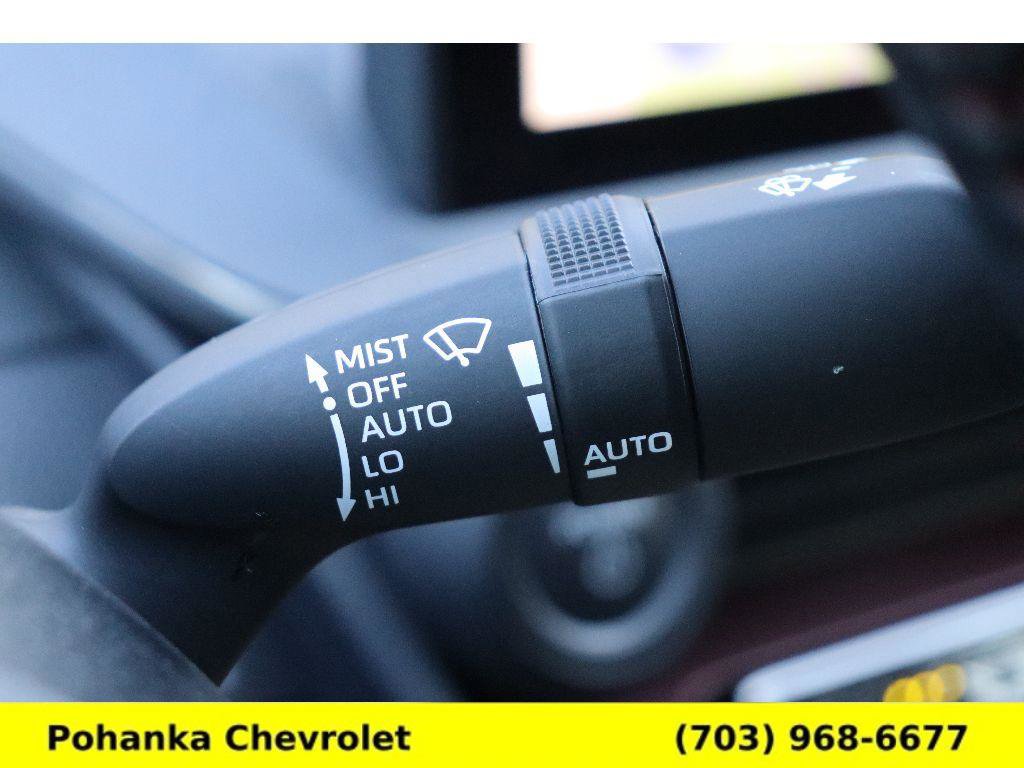 Used 2024 Toyota Prius Prime Premium w/ Advanced Technology Package image 11