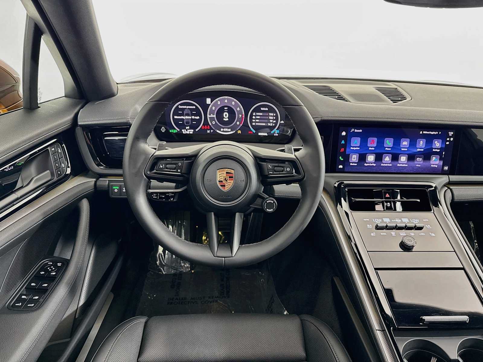 Used 2026 Porsche Panamera RWD image 24