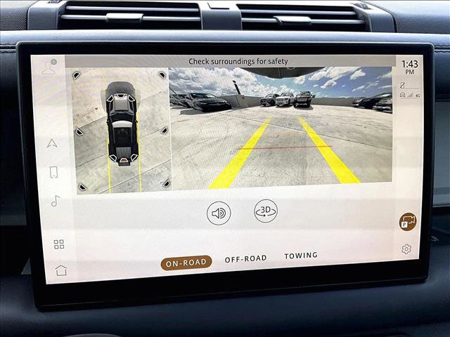 Used 2024 Land Rover Defender 110 SE image 23